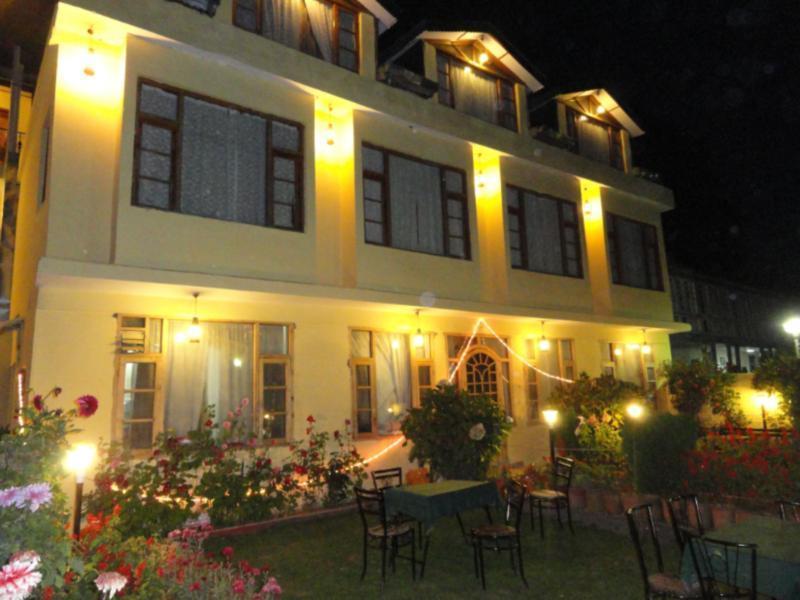 Sagrika Resort ดัลเฮาซี ภายนอก รูปภาพ