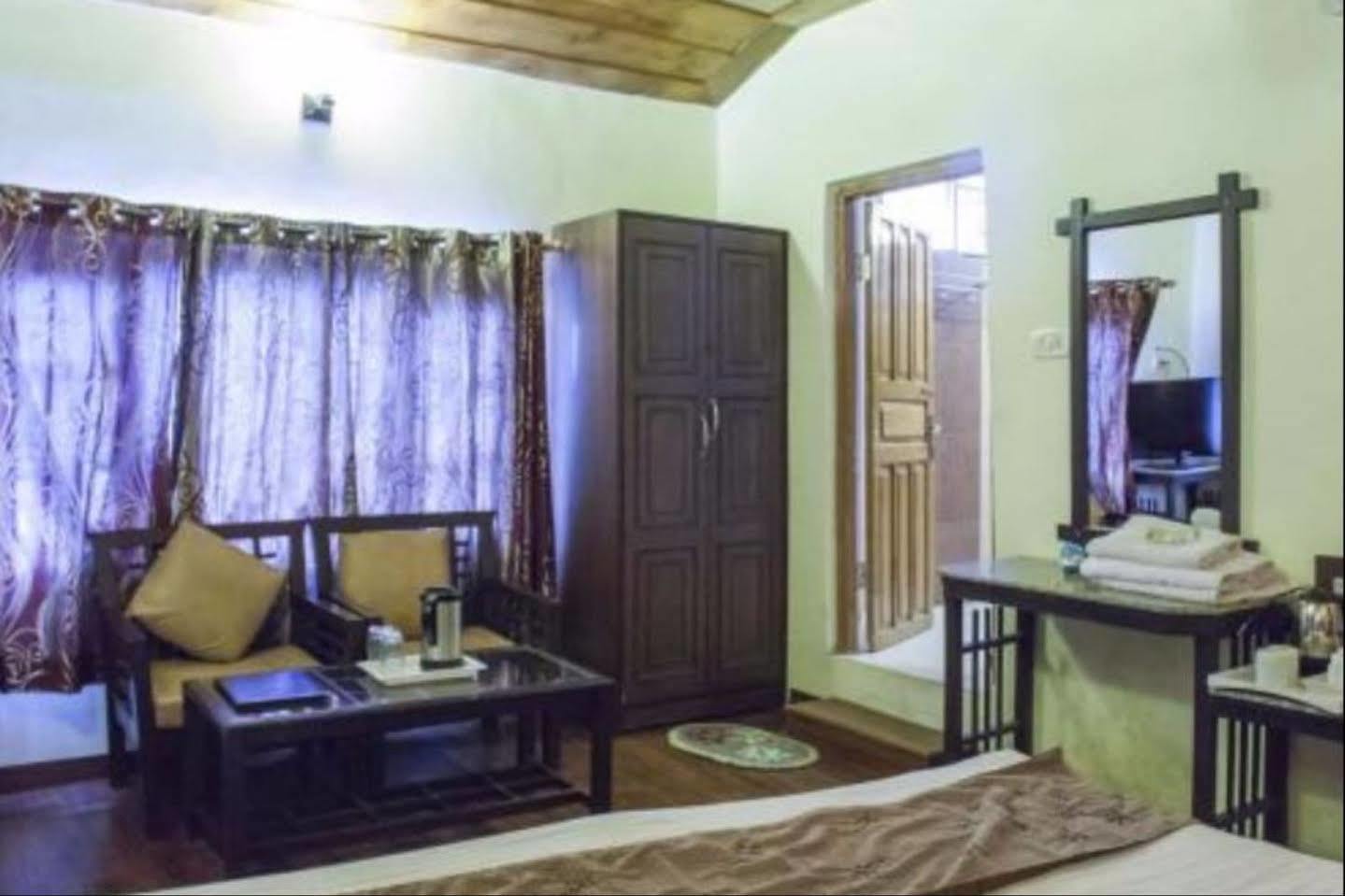 Sagrika Resort ดัลเฮาซี ภายนอก รูปภาพ